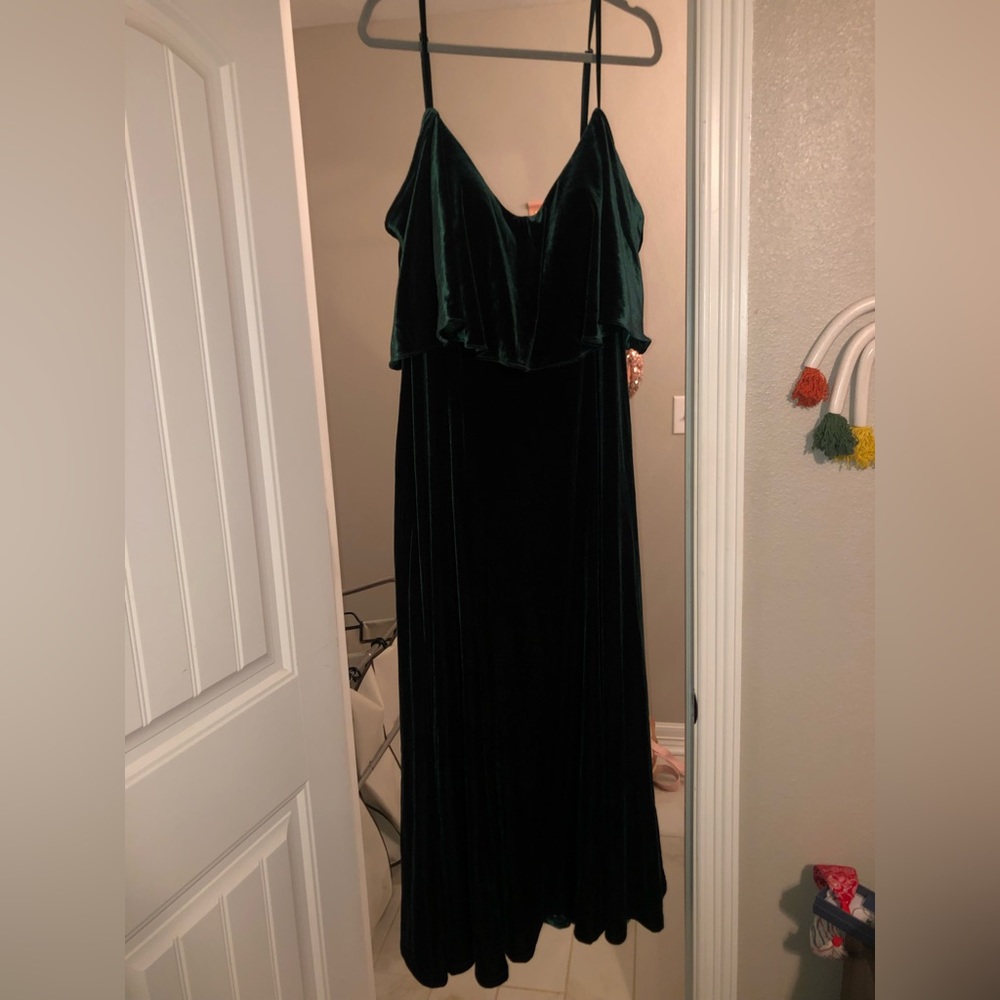 Plus Size Emerald Green Velvet Bridesmaid Dress